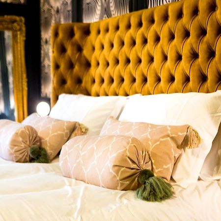 Maison Parfaite Yo1 - Exquisite 400 Year Old, City Centre Townhouse Йорк Екстериор снимка
