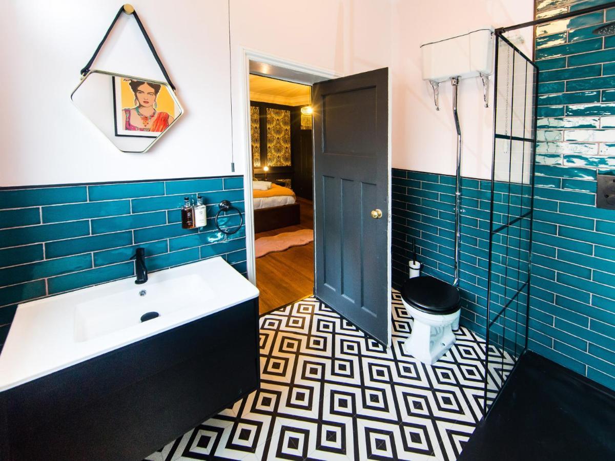 Maison Parfaite Yo1 - Exquisite 400 Year Old, City Centre Townhouse Йорк Екстериор снимка
