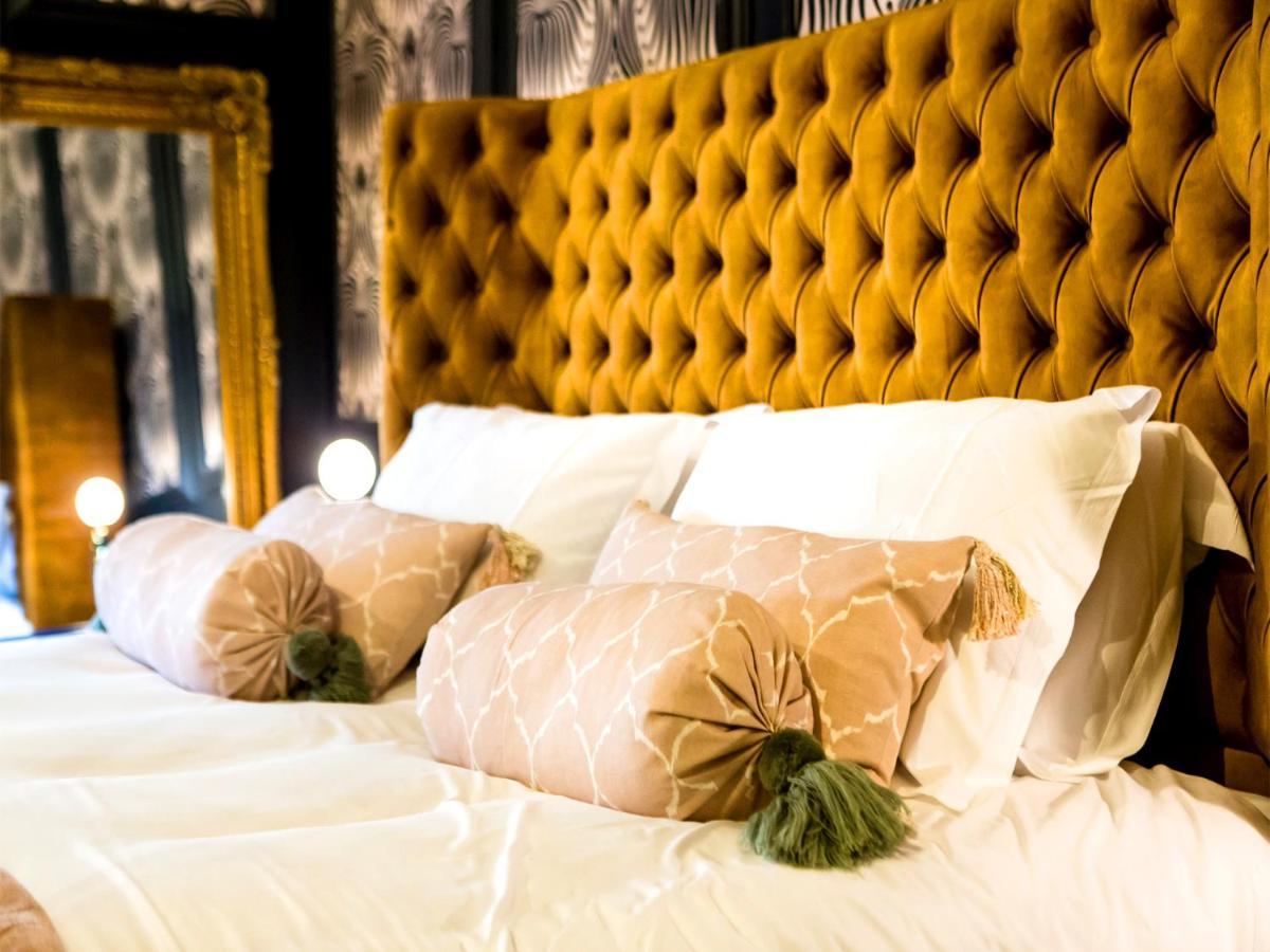 Maison Parfaite Yo1 - Exquisite 400 Year Old, City Centre Townhouse Йорк Екстериор снимка