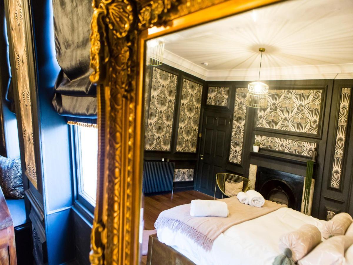 Maison Parfaite Yo1 - Exquisite 400 Year Old, City Centre Townhouse Йорк Екстериор снимка