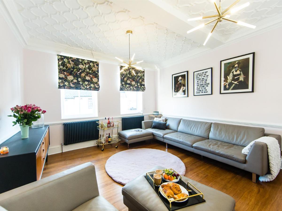 Maison Parfaite Yo1 - Exquisite 400 Year Old, City Centre Townhouse Йорк Екстериор снимка